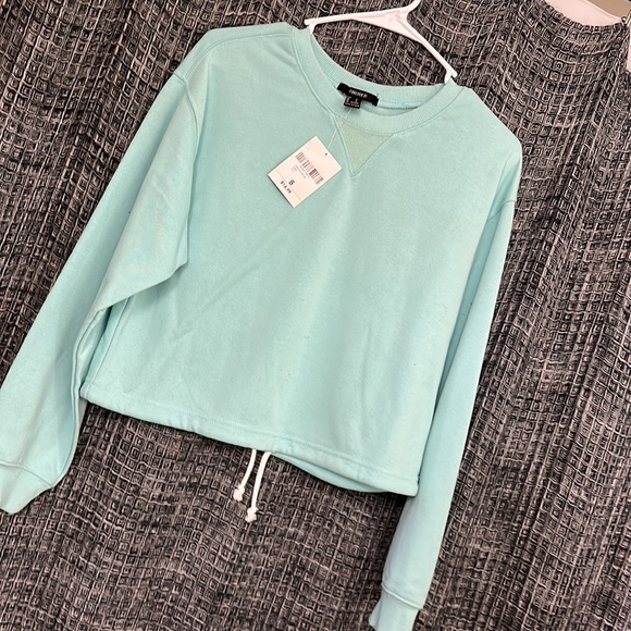 Light Mint Green Sweater - Picture 2 of 2